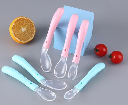 good price Food grade BPA free toddler training feeding soft tip silicone kids baby spoon baby tablewaree online